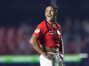 36岁桑切斯:希望代表智利再踢一届世界杯 习惯踢左边锋内切 36岁桑切斯:希望代表智利再踢一届世界杯 习惯踢左边锋内切