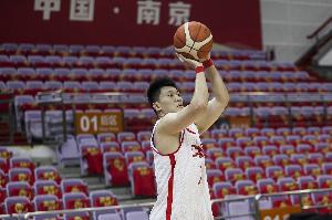 雷蒙:竞技体育没有如果 亚洲杯决赛我比任何人都想投进那个三分 雷蒙:竞技体育没有如果 亚洲杯决赛我比任何人都想投进那个三分