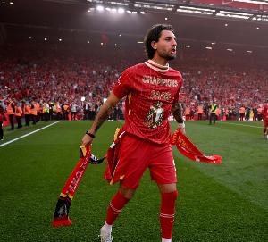 英媒预测利物浦首发:索博再次客串右后卫,埃基蒂克、加克波出战 英媒预测利物浦首发:索博再次客串右后卫,埃基蒂克、加克波出战