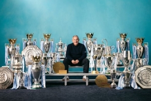 天蓝配色!太阳报:曼城向贝吉里斯坦赠送价值28万镑的宾利欧陆GT 天蓝配色!太阳报:曼城向贝吉里斯坦赠送价值28万镑的宾利欧陆GT