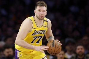 沃西:东契奇&魔术师都能迅速扫视全场并送出妙传 艾顿会受益匪浅 沃西:东契奇&魔术师都能迅速扫视全场并送出妙传 艾顿会受益匪浅