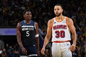 ESPN预测新赛季美国最佳球员:库里11票力压爱德华兹 无詹杜 ESPN预测新赛季美国最佳球员:库里11票力压爱德华兹 无詹杜