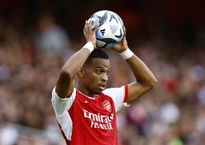 真的拼了!廷伯半场完成6次抢断,超过阿森纳其他队友之和 真的拼了!廷伯半场完成6次抢断,超过阿森纳其他队友之和