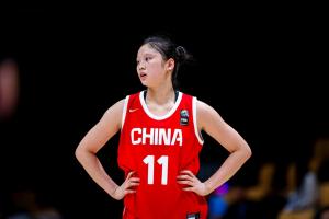 潜力无限!U16持球大核李沅珊三分16中8爆轰38分率队击败新西兰 潜力无限!U16持球大核李沅珊三分16中8爆轰38分率队击败新西兰