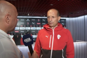 阿莱格里:意杯是淘汰赛要避免点球 恩昆库可能首发但莱奥不会上 阿莱格里:意杯是淘汰赛要避免点球 恩昆库可能首发但莱奥不会上