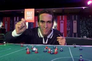 迪卡尼奥:齐沃没提过分的要求,他希望球员能冒点险拉开阵型进攻 迪卡尼奥:齐沃没提过分的要求,他希望球员能冒点险拉开阵型进攻