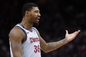 沃西:斯玛特加盟湖人就像当年哈珀来投 他防守在线&是更衣室领袖 沃西:斯玛特加盟湖人就像当年哈珀来投 他防守在线&是更衣室领袖