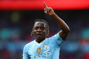 对阵枪手上半场中,多库5次成功对抗和4次抢断均为曼城球员中最多 对阵枪手上半场中,多库5次成功对抗和4次抢断均为曼城球员中最多