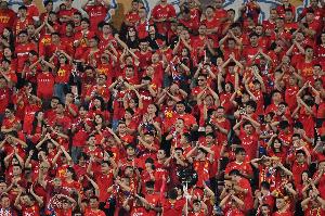 媒体人:铜梁龙遇到挫折所以才调整,一切还是为了冲超这个大目标 媒体人:铜梁龙遇到挫折所以才调整,一切还是为了冲超这个大目标