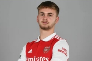 比赛中重伤!前阿森纳青训球员维加遭遇严重脑部损伤,目前昏迷 比赛中重伤!前阿森纳青训球员维加遭遇严重脑部损伤,目前昏迷