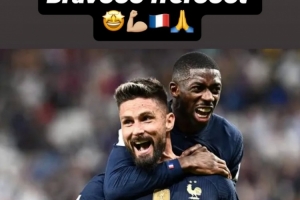 吉鲁社媒晒合影祝贺登贝莱夺金球奖:太棒了,我的兄弟! 吉鲁社媒晒合影祝贺登贝莱夺金球奖:太棒了,我的兄弟!