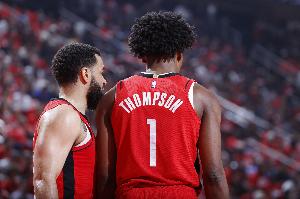 媒体人:火箭若没薪资空间 只能内部挖潜 看阿门和谢泼德能否顶上 媒体人:火箭若没薪资空间 只能内部挖潜 看阿门和谢泼德能否顶上