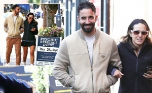 心情太美😁阿莫林被拍到携妻子一同外出,面对镜头笑容灿烂📸 心情太美😁阿莫林被拍到携妻子一同外出,面对镜头笑容灿烂📸