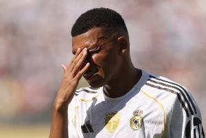 快27岁的姆巴佩仍0金球0欧冠,同龄梅西4金球3欧冠C罗1金球1欧冠 快27岁的姆巴佩仍0金球0欧冠,同龄梅西4金球3欧冠C罗1金球1欧冠