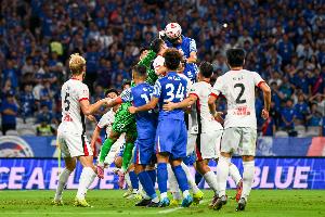 刘越谈争冠:预感至少两队还会犯错,就怕徐正源在亚冠还不做保留 刘越谈争冠:预感至少两队还会犯错,就怕徐正源在亚冠还不做保留