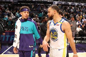 区区斯蒂芬😁小库里三分命中率是NBA历史第7!他哥仅排第13 区区斯蒂芬😁小库里三分命中率是NBA历史第7!他哥仅排第13