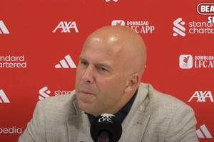 真被气到了!斯洛特谈埃基蒂克染红:毫无必要且愚蠢,要控制情绪 真被气到了!斯洛特谈埃基蒂克染红:毫无必要且愚蠢,要控制情绪