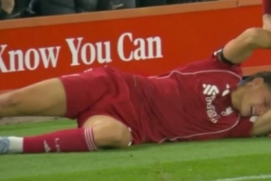 意天空:莱奥尼的情况让人担心是膝盖重伤,未来几小时接受检查 意天空:莱奥尼的情况让人担心是膝盖重伤,未来几小时接受检查