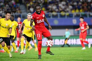 状态火热!足球报:阿奇姆彭赛季14球有7个头球,还制造了7个点球 状态火热!足球报:阿奇姆彭赛季14球有7个头球,还制造了7个点球