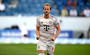 弗兰克:我们都希望凯恩回归热刺,但他在拜仁表现出色并赢得冠军 弗兰克:我们都希望凯恩回归热刺,但他在拜仁表现出色并赢得冠军