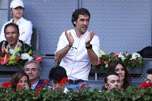 试水德甲？图片报：劳尔已被推荐给门兴，前者随时愿意执教