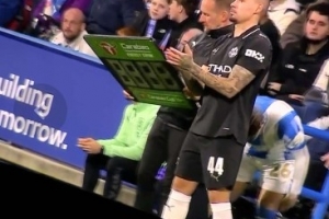 伤愈复出!哈兰德谈菲利普斯:约克郡皮尔洛回归 伤愈复出!哈兰德谈菲利普斯:约克郡皮尔洛回归