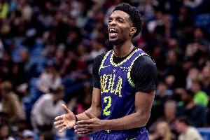 赫伯特-琼斯谈续约:我一直很想留在鹈鹕 这让我家人生活有了保障 赫伯特-琼斯谈续约:我一直很想留在鹈鹕 这让我家人生活有了保障