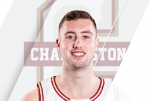 森林狼裁掉了刚刚签下的富尔顿 旨在让其加盟G联赛下属球队 森林狼裁掉了刚刚签下的富尔顿 旨在让其加盟G联赛下属球队