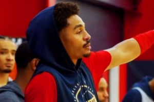 鹈鹕官方晒训练营首日集锦:新援普尔亮相 锡安害搁那秀扣篮 鹈鹕官方晒训练营首日集锦:新援普尔亮相 锡安害搁那秀扣篮