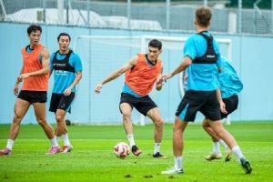 汗水挥洒在午后的训练场🏃 汗水挥洒在午后的训练场🏃