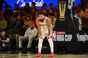 范乔丹可能赛季报销?Lowe:火箭暂时不会采取任何行动 范乔丹可能赛季报销?Lowe:火箭暂时不会采取任何行动