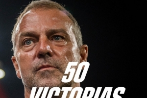 弗里克达成执教巴萨50胜里程碑,巴萨官方社媒晒海报祝贺 弗里克达成执教巴萨50胜里程碑,巴萨官方社媒晒海报祝贺