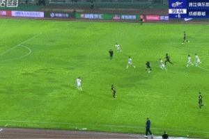 2012年以来,浙江队首次在中超至少落后3球的情况下保持不败 2012年以来,浙江队首次在中超至少落后3球的情况下保持不败