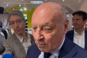 马洛塔:我希望相关管理者能意识到米兰需要新球场,不要抱有偏见 马洛塔:我希望相关管理者能意识到米兰需要新球场,不要抱有偏见