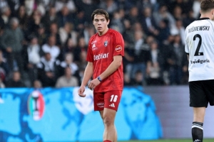 布冯儿子在本轮意大利杯替补出场,尚未在比萨上演意甲联赛首秀 布冯儿子在本轮意大利杯替补出场,尚未在比萨上演意甲联赛首秀