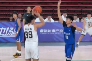 能攻能传!上海久事马崇明在进攻端有亮眼发挥 能攻能传!上海久事马崇明在进攻端有亮眼发挥