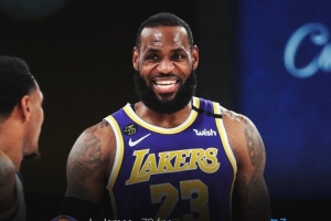 五年前的今天!詹姆斯带领湖人淘汰掘金 时隔十年重返总决赛! 五年前的今天!詹姆斯带领湖人淘汰掘金 时隔十年重返总决赛!