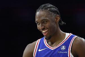 马克西:我现在越来越敢于直言 不仅因更年长而且还更因为想赢球 马克西:我现在越来越敢于直言 不仅因更年长而且还更因为想赢球