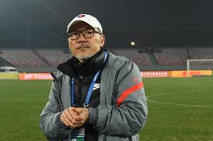 张外龙:队里年轻球员较多失球后信心受影响,重拾信心需要过程 张外龙:队里年轻球员较多失球后信心受影响,重拾信心需要过程