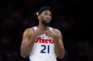 恩比德:欣赏你们部分记者的工作 但还有些人只会断章取义博流量 恩比德:欣赏你们部分记者的工作 但还有些人只会断章取义博流量