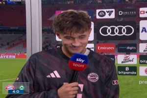 比朔夫:在拜仁踢球很轻松享受 继承穆勒的更衣室位子是一种荣誉 比朔夫:在拜仁踢球很轻松享受 继承穆勒的更衣室位子是一种荣誉