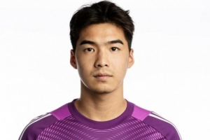 新的开始!刘邵子洋社媒晒洛杉矶FC二队签约照 新的开始!刘邵子洋社媒晒洛杉矶FC二队签约照