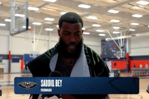 上季未出战!萨迪克-贝:能参加训练营感谢上帝 对新赛季充满期待 上季未出战!萨迪克-贝:能参加训练营感谢上帝 对新赛季充满期待