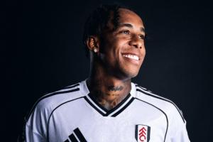 创收225万欧!巴西边锋凯文4500万欧转会富勒姆,泰山获5%补偿金 创收225万欧!巴西边锋凯文4500万欧转会富勒姆,泰山获5%补偿金