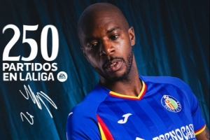 37岁后卫恩约姆达成西甲250场里程碑,赫塔费晒海报为其纪念 37岁后卫恩约姆达成西甲250场里程碑,赫塔费晒海报为其纪念