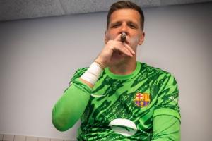 及时雨3C!上赛季什琴斯尼复出助巴萨夺3冠,如今又将披挂上阵 及时雨3C!上赛季什琴斯尼复出助巴萨夺3冠,如今又将披挂上阵