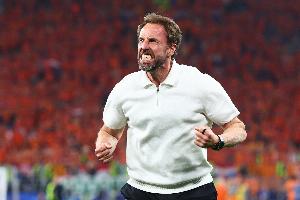 英媒:曼联已将索斯盖特作为阿莫林备选!拉爵近几周与他联系频密 英媒:曼联已将索斯盖特作为阿莫林备选!拉爵近几周与他联系频密