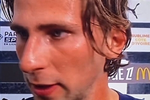 扎巴尔尼:很高兴主场打进处子球 全队都为登贝莱获金球感到高兴 扎巴尔尼:很高兴主场打进处子球 全队都为登贝莱获金球感到高兴