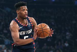 名记:小丹尼斯-史密斯和厄尔与独行侠均签Exhibit 9非保障合同 名记:小丹尼斯-史密斯和厄尔与独行侠均签Exhibit 9非保障合同