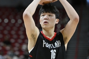 杨瀚森:我看的首场NBA是2016骑勇抢七 当时我才10岁感觉很无聊 杨瀚森:我看的首场NBA是2016骑勇抢七 当时我才10岁感觉很无聊